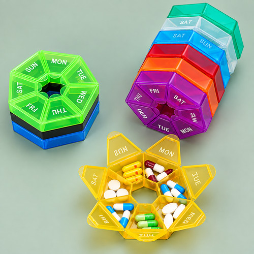 Day pill round - pill, box